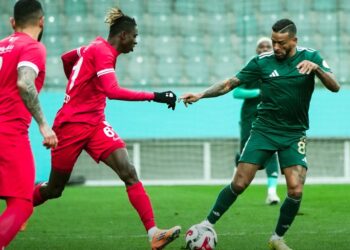 Esenler Erokspor, Boluspor’u 2 golle geçti!