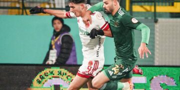 Esenler Erokspor, Ümraniyespor’a 1 attı 3 aldı!