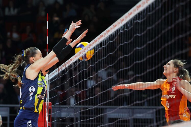 fenerbahce medicana galatasaray daikini set vermeden gecti habermeydan