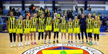 Fenerbahçe Opet, Nesibe Aydın’ı 30 sayı farkla yendi!