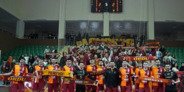 Galatasaray, Akkuş Belediyespor’u karar setinde geçti!