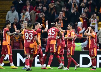 Galatasaray, Eyüpspor’u 5 golle devirdi!