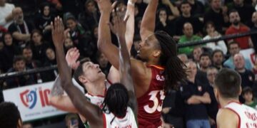 Galatasaray, Karşıyaka deplasmanında zorlanmadı!