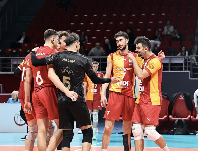 galatasaray kupa voleyde yari finale yukseldi habermeydan e1770216610758