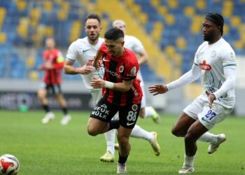 Gençlerbirliği ile Rizespor yenişemedi! Gençlerbirliği ile Rizespor yenişemedi!