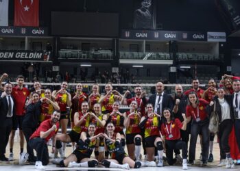 Göztepe, Beşiktaş'ı deplasmanda 3-1'le geçti! Göztepe, Beşiktaş’ı deplasmanda 3-1’le geçti!