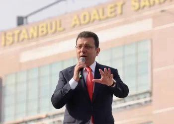 İmamoğlu’nun hakaret davası 5 Mart’a ertelendi