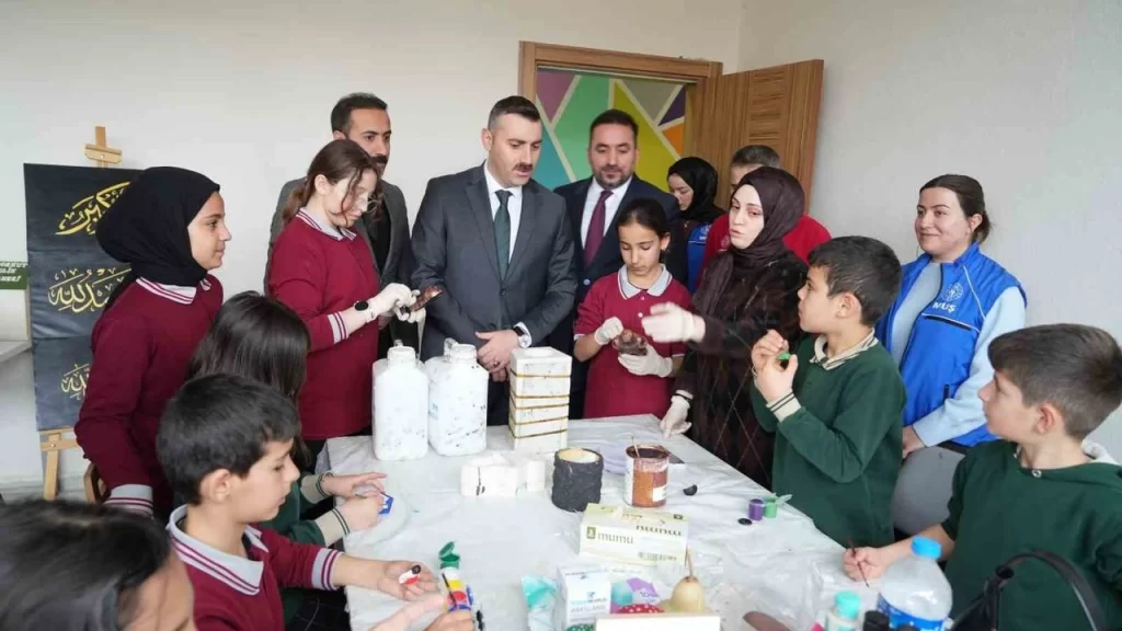 mus korkutlu cocuklardan alparslan zirhi temali hediyelik urunler habermeydan