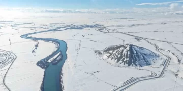Muş Piramidi, kış manzarasıyla görsel şölen sundu!