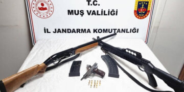 Muş Varto’da, ruhsatsız silah operasyonunda 3 gözaltı!