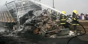 Nijerya’da yaşanan trafik kazasında 30 kişi hayatını kaybetti