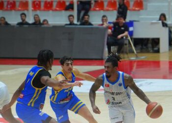 Petkimspor, Europe Cup’ta çeyrek finale yükseldi!
