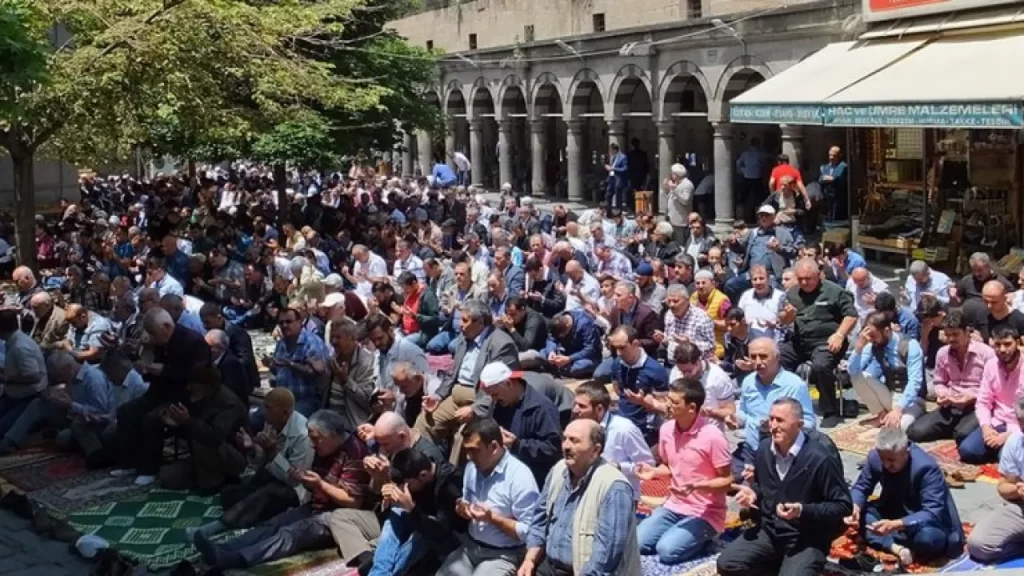 ramazanin ilk cumasi habermeydan