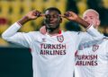 Samsunspor, Kuzey Makedonya'da avantajı kaptı! Samsunspor, Kuzey Makedonya’da avantajı kaptı!
