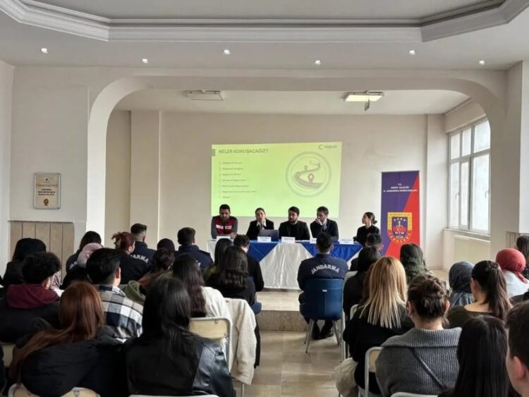 Sinop Türkeli'de bağımlılık farkındalığı! sinop turkelide bagimlilik farkindaligi habermeydan