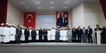 Sinop’ta, 70 din görevlisi için cübbe ve sarık giydirme töreni!