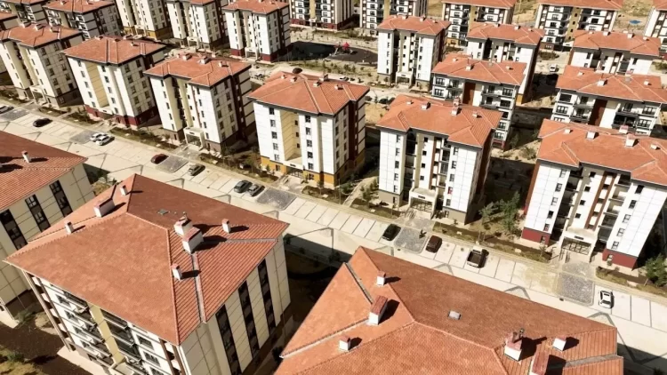 500 bin sosyal konut projesinde kura heyecanı devam ediyor.