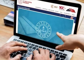 MEB duyurdu! 903 sözleşmeli personel alacak