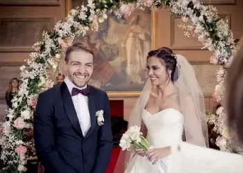 Şükran Ovalı'dan eşi Caner Erkin itirafı: Tam 14 kez engelledim Şükran Ovalı’dan eşi Caner Erkin itirafı: Tam 14 kez engelledim