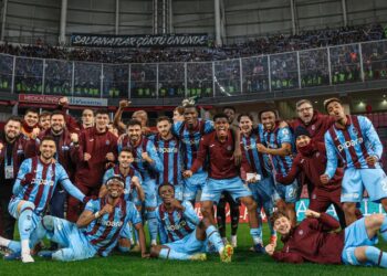 Trabzonspor, Samsun’da 3 puanı 3 golle aldı!