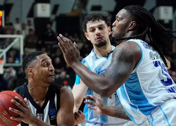 Türk Telekom, Chemnitz’i farklı geçti!