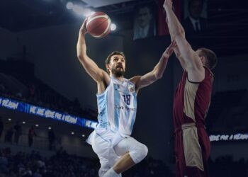 Türk Telekom, Türkiye Kupası'nda yarı finalde! Türk Telekom, Türkiye Kupası’nda yarı finalde!