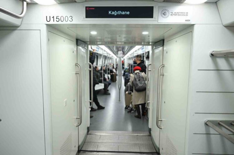 Türkiye’nin en hızlı metrosunda yeni rekor kırıldı.