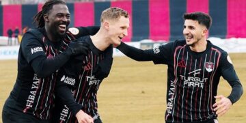 Vanspor FK 3-1 Çorum FK