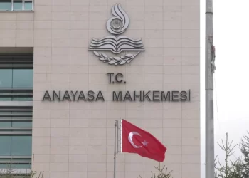 AYM’den 9 siyasi parti için karar Resmi Gazete’de yayımlandı