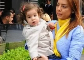 Ebru Gündeş’in kızı Alara’nın babası kim?