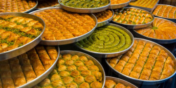 TMSF ünlü Baklavacı Faruk Güllü’yü satışa çıkardı!