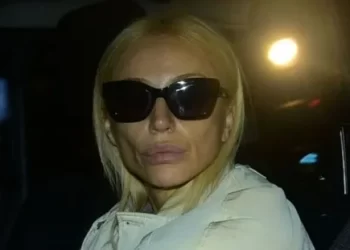 Gülşen’in yüzündeki değişim dikkat çekti