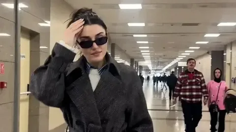 Uyuşturucu soruşturması kapsamında Hande Erçel Adli Tıp'a sevk edildi Hande Ercel Adli Tipa sevk edildi habermeydan