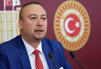 Uşak Belediyesi’ne operasyon! Başkan Özkan Yalım gözaltına alındı
