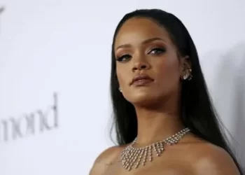 Rihanna’nın evine silahlı saldırı düzenlendi