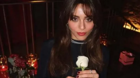 Sıla Türkoğlu'nun lise fotoğrafı ortaya çıktı Sila Turkoglu lise fotografi ortaya cikti habermeydan