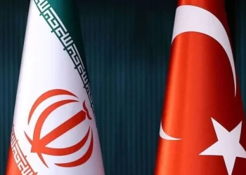 Türkiye-İran Sınırındaki Gümrük Kapılarında Günübirlik Yolcu Geçişleri Durduruldu Türkiye-İran Sınırındaki Gümrük Kapılarında Günübirlik Yolcu Geçişleri Durduruldu