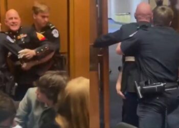 ABD Senatosu’nda İran krizi: “Kimse İsrail için ölmek istemiyor” diyen asker dışarı atıldı