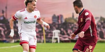 Bandırmaspor, Ümraniyespor deplasmanında geriden gelerek kazandı!