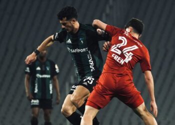 Beyoğlu Yeni Çarşı 1-0 Kocaelispor Beyoğlu Yeni Çarşı 1-0 Kocaelispor