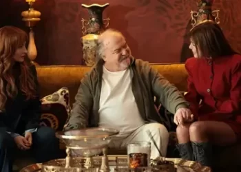 Çirkin dizisi konusu nedir? Oyuncuları kimler? Çirkin dizisi konusu nedir? Oyuncuları kimler?