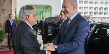 Bakan Fidan, Pakistanlı Mevkidaşı Dar ile görüştü