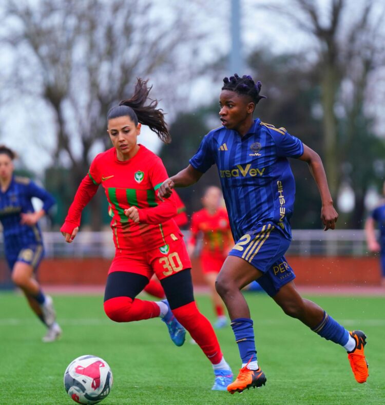 fenerbahce amedsporu 3 golle gecti habermeydan scaled e1774702123443