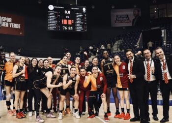 Galatasaray, Emlak Konut'u geçip finale yükseldi! Galatasaray, Emlak Konut’u geçip finale yükseldi!