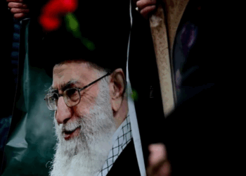 İran’da Hamaney’in cenaze töreni ertelendi