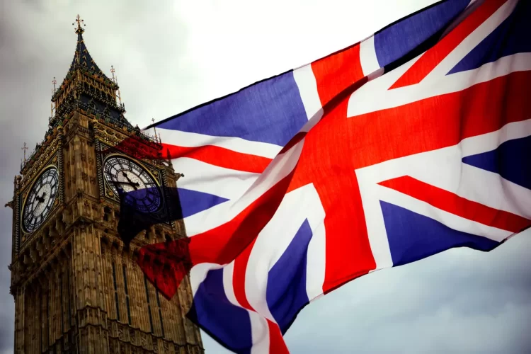 İngiltere'de İran adına casusluk iddiası...