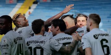 Kocaelispor, Eyüpspor deplasmanında 1 attı 3 aldı!