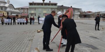 Muş Bulanık’ta, 18 Mart  Çanakkale Zaferi’nin 111. yılı için tören düzenlendi!