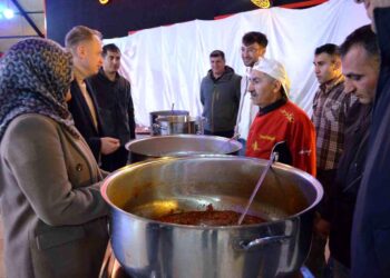 Muş Bulanık’ta, Ramazan ayında 27 bin kişiye sıcak yemek ulaştırıldı!