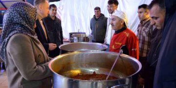 Muş Bulanık’ta, Ramazan ayında 27 bin kişiye sıcak yemek ulaştırıldı!